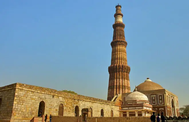 Backpacking in India Guide