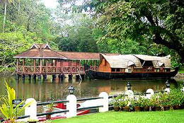 Kumarakom Tour